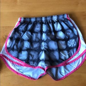 Nike women’s shorts size small